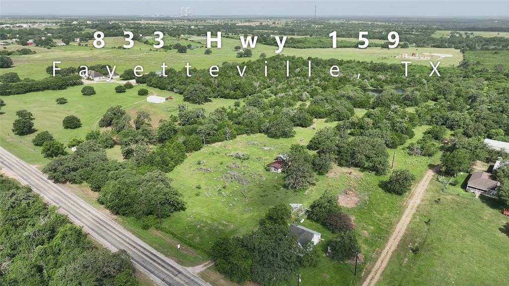 833 E State Highway 159, Fayetteville