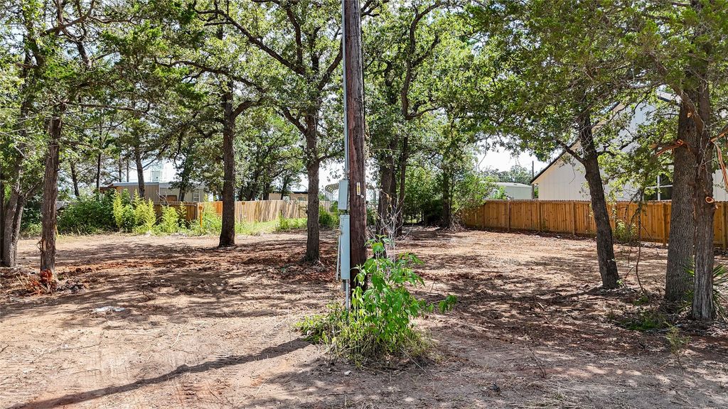 115 Eaglenest Court, Smithville