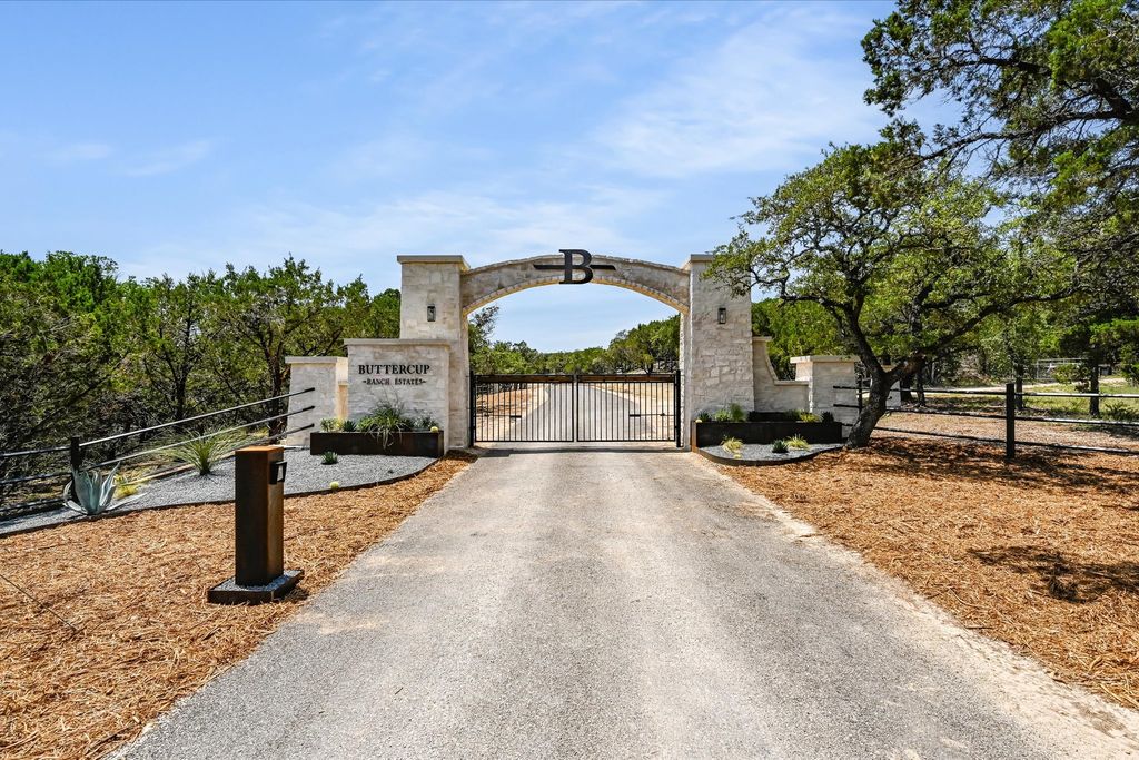 Tract 4 Buttercup Lane, Wimberley