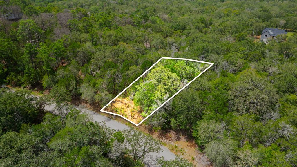 Tbd Lot 1246 Hanauma Drive, Bastrop