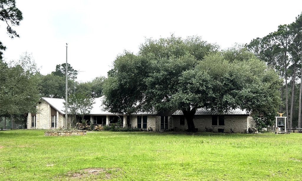 5455 N Us-77 Highway, La Grange
