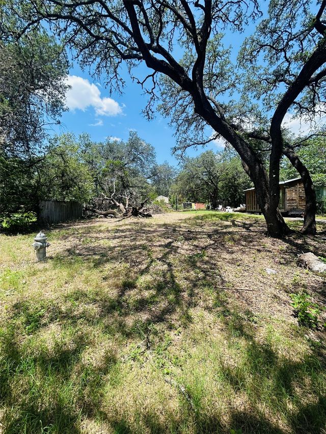 7900 Persimmon Trail, Austin
