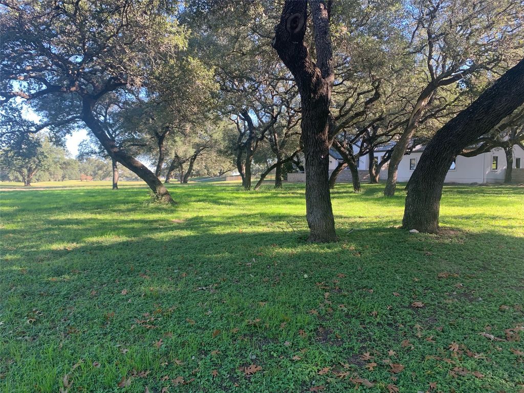 27029 Masters Pkwy., Spicewood