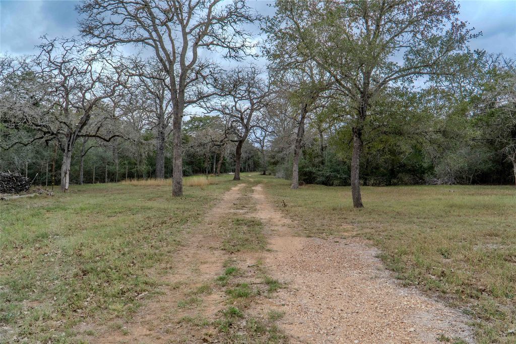 7555 Silver Mine Road, Harwood