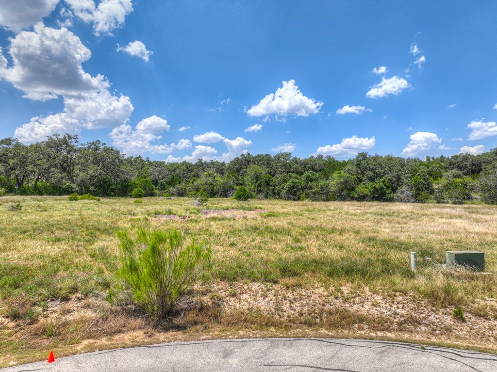 2121 Camino Way, Canyon Lake