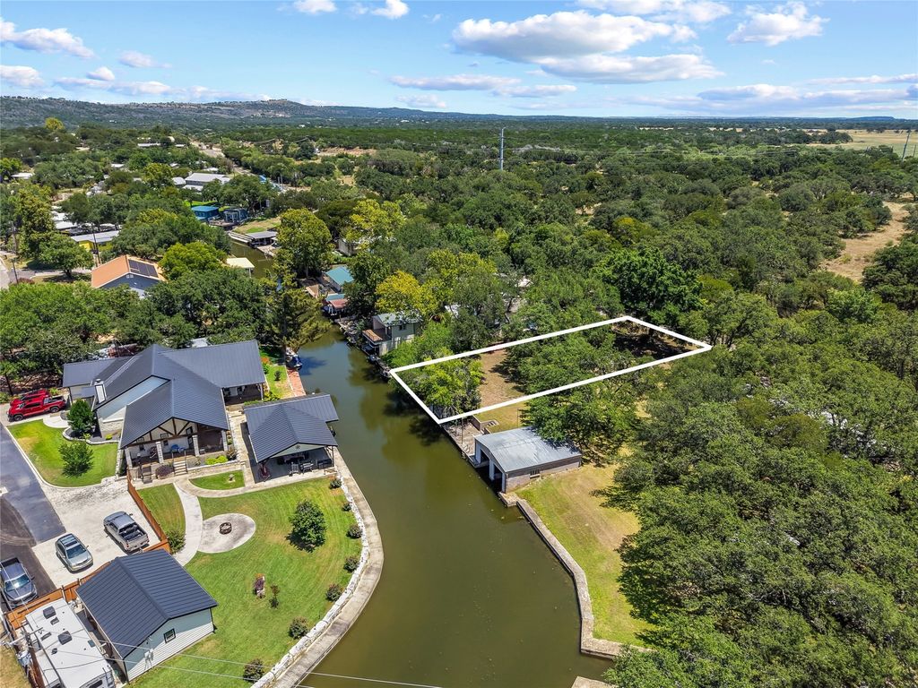 410 Cr 136b, Kingsland