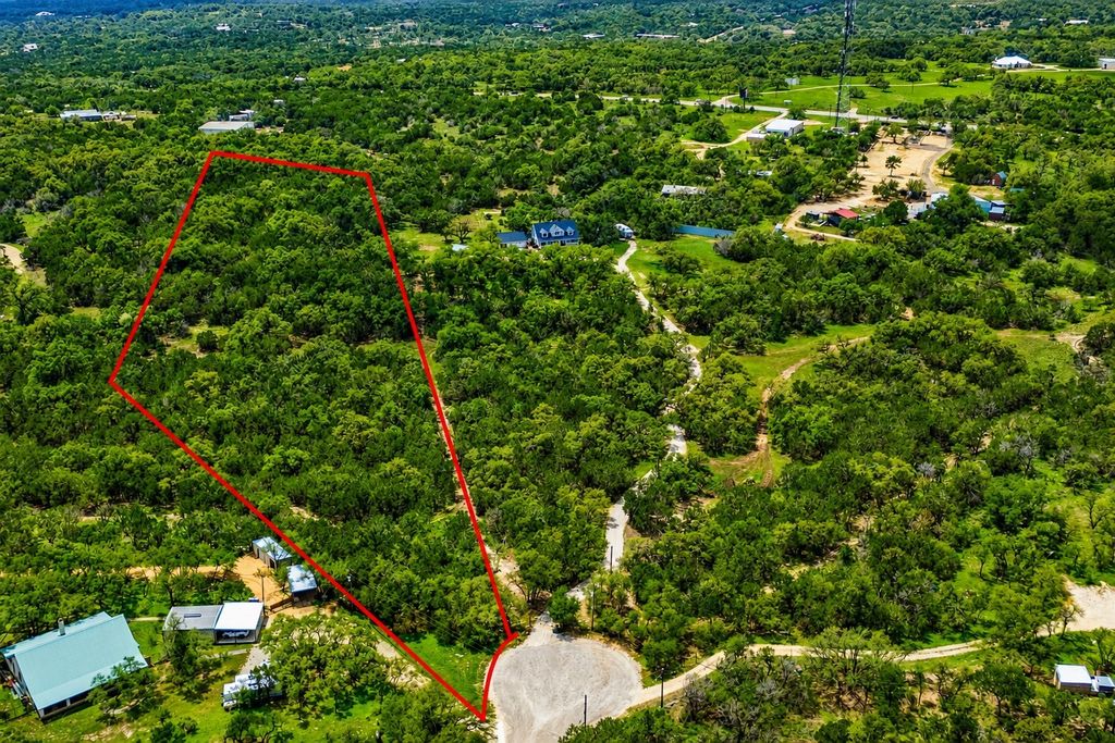 323 Live Oak Hills Court, San Marcos