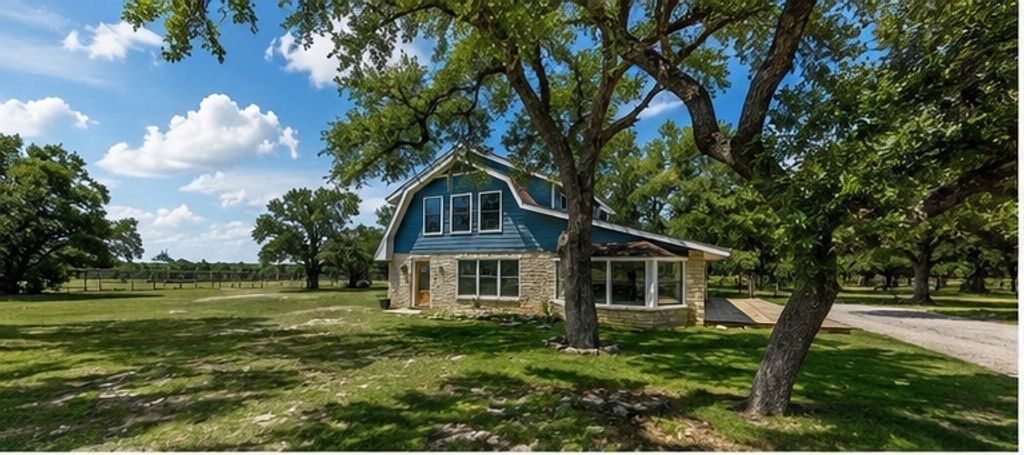 790 Private Road 905, Liberty Hill