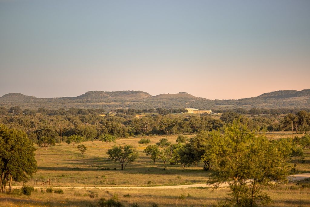 1755 Towhead Valley Road, Johnson City