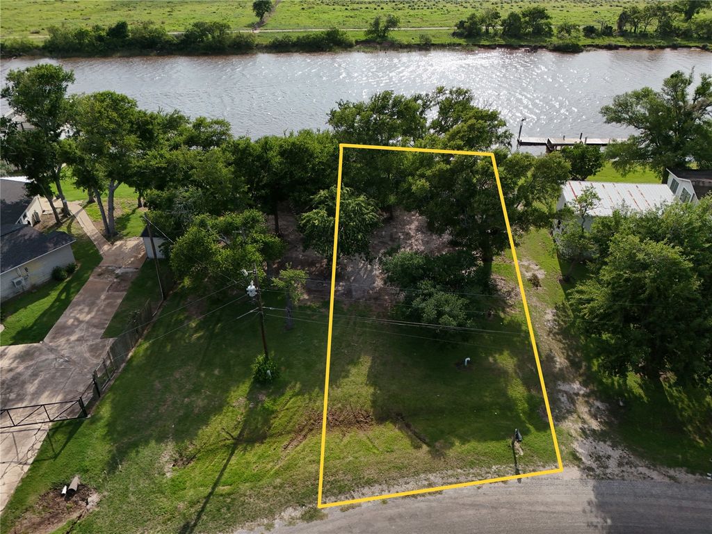 1828 Creekside Drive, Sargent