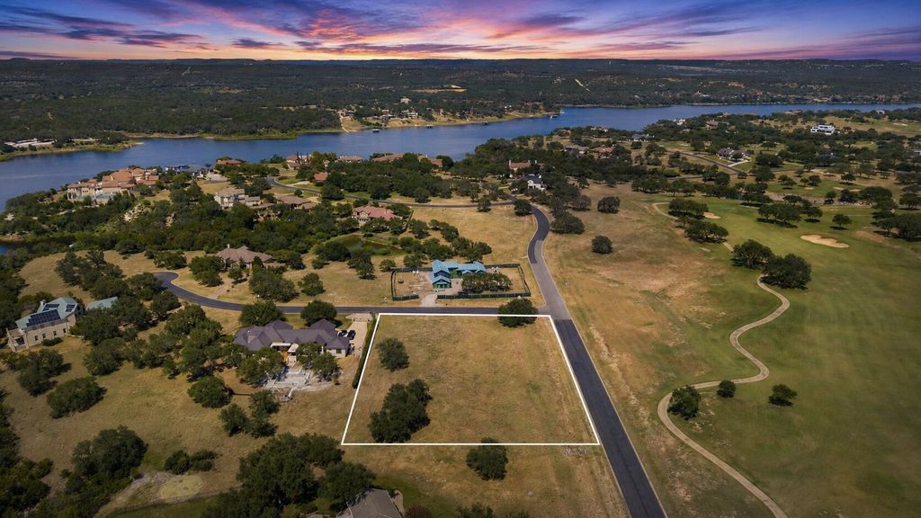 25801 Cliff Cove, Spicewood