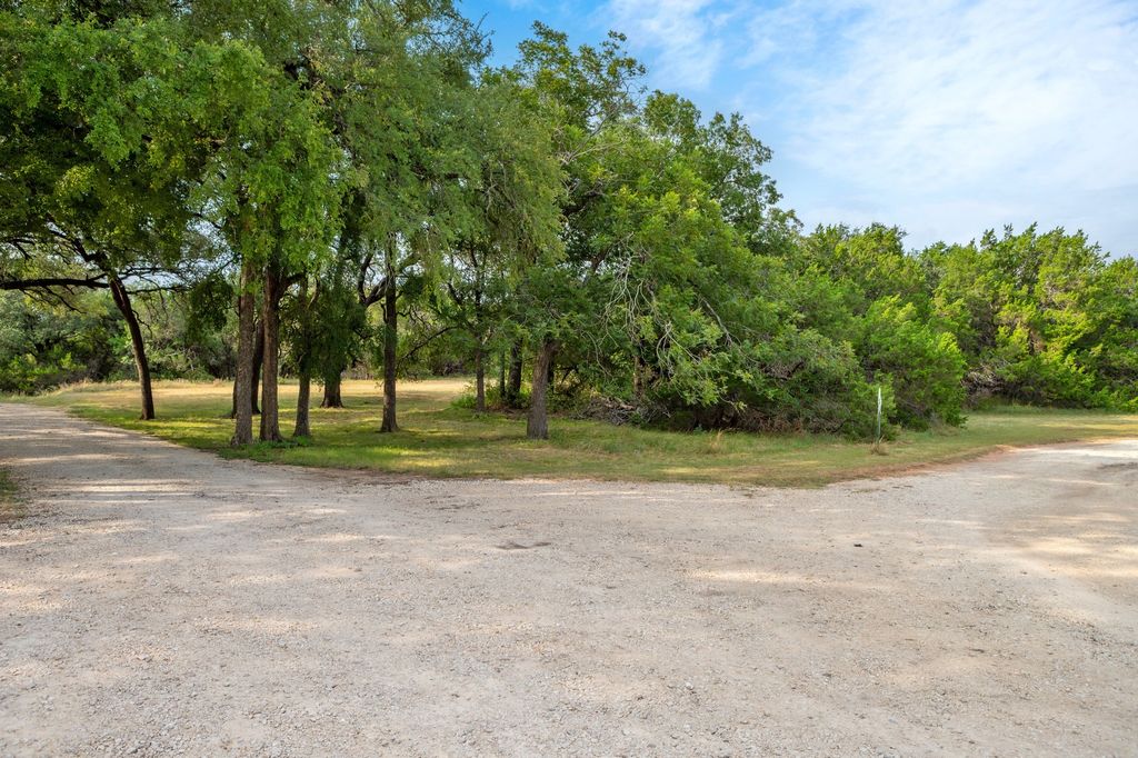 5021 Little Valley Road, Leander