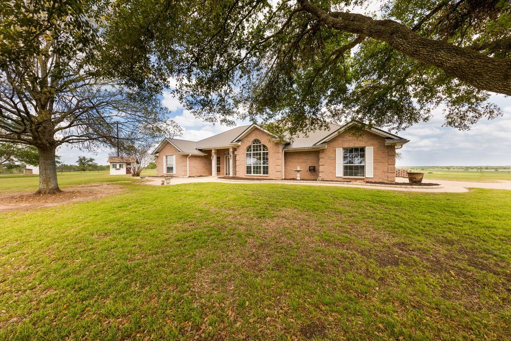 730 County Road 226a Road, Cameron