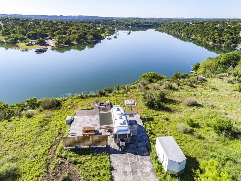 25625 Pedernales Point Drive, Spicewood