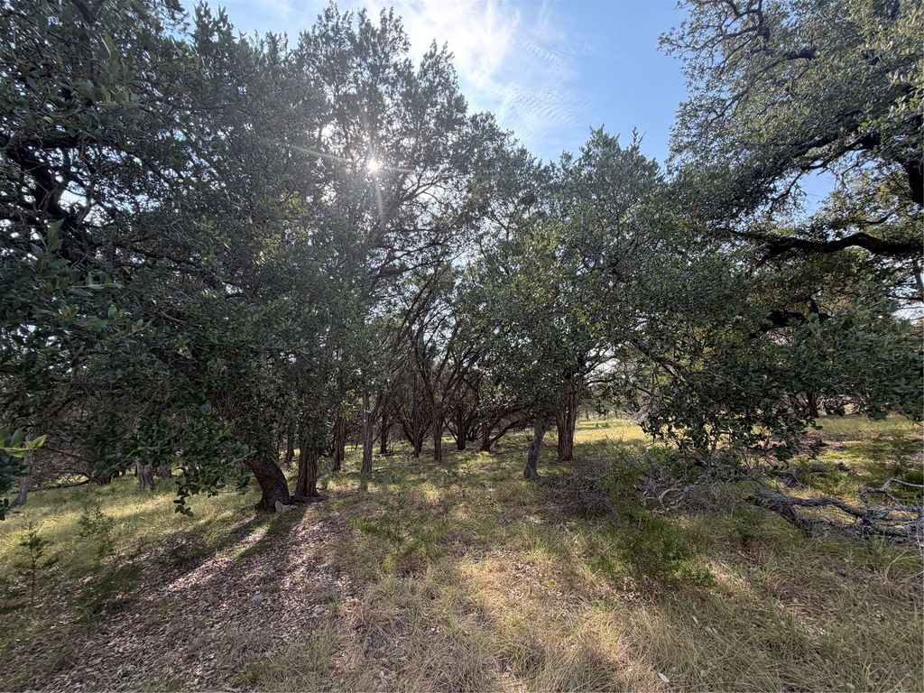 4000 River Road, Wimberley