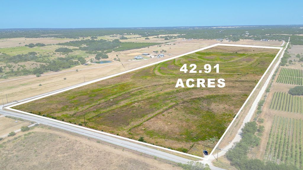 6990 County Road 200, Burnet
