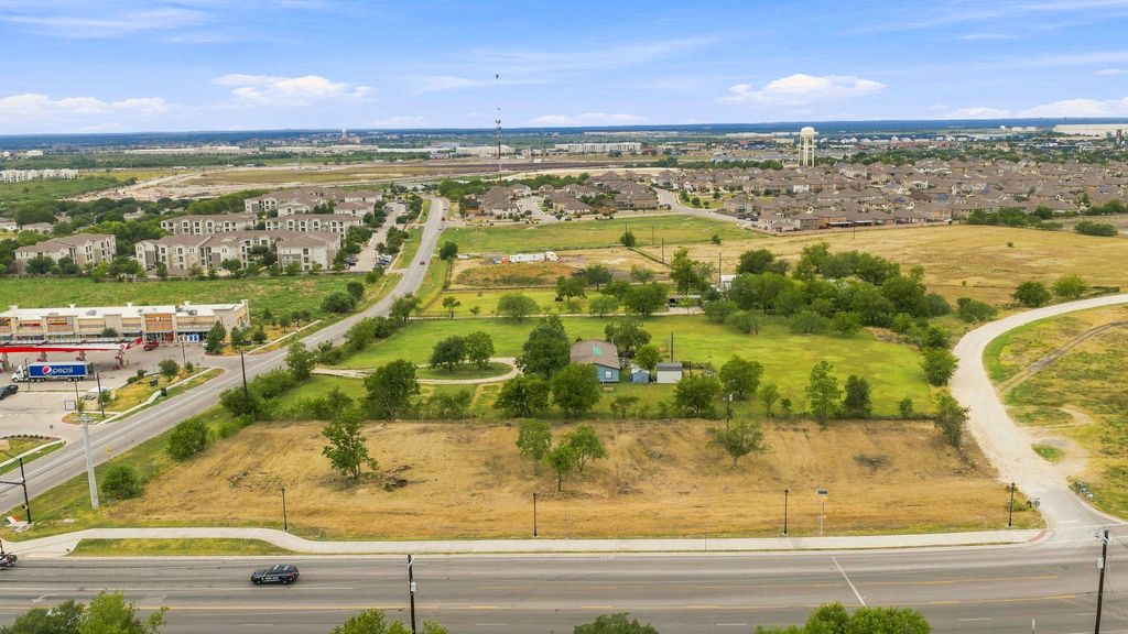 101 Sunflower Circle, Kyle