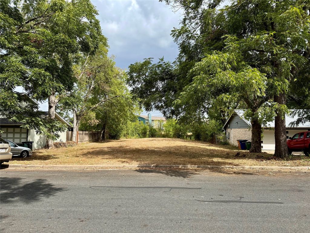 904 Hermitage Drive, Austin