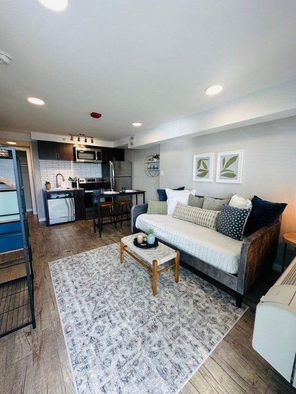 8216 N Interstate 35 Highway, Austin