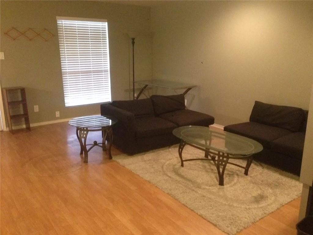 Photo of Listing #6331702
