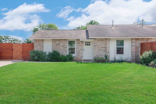 906 E Leslie Circle A, Austin