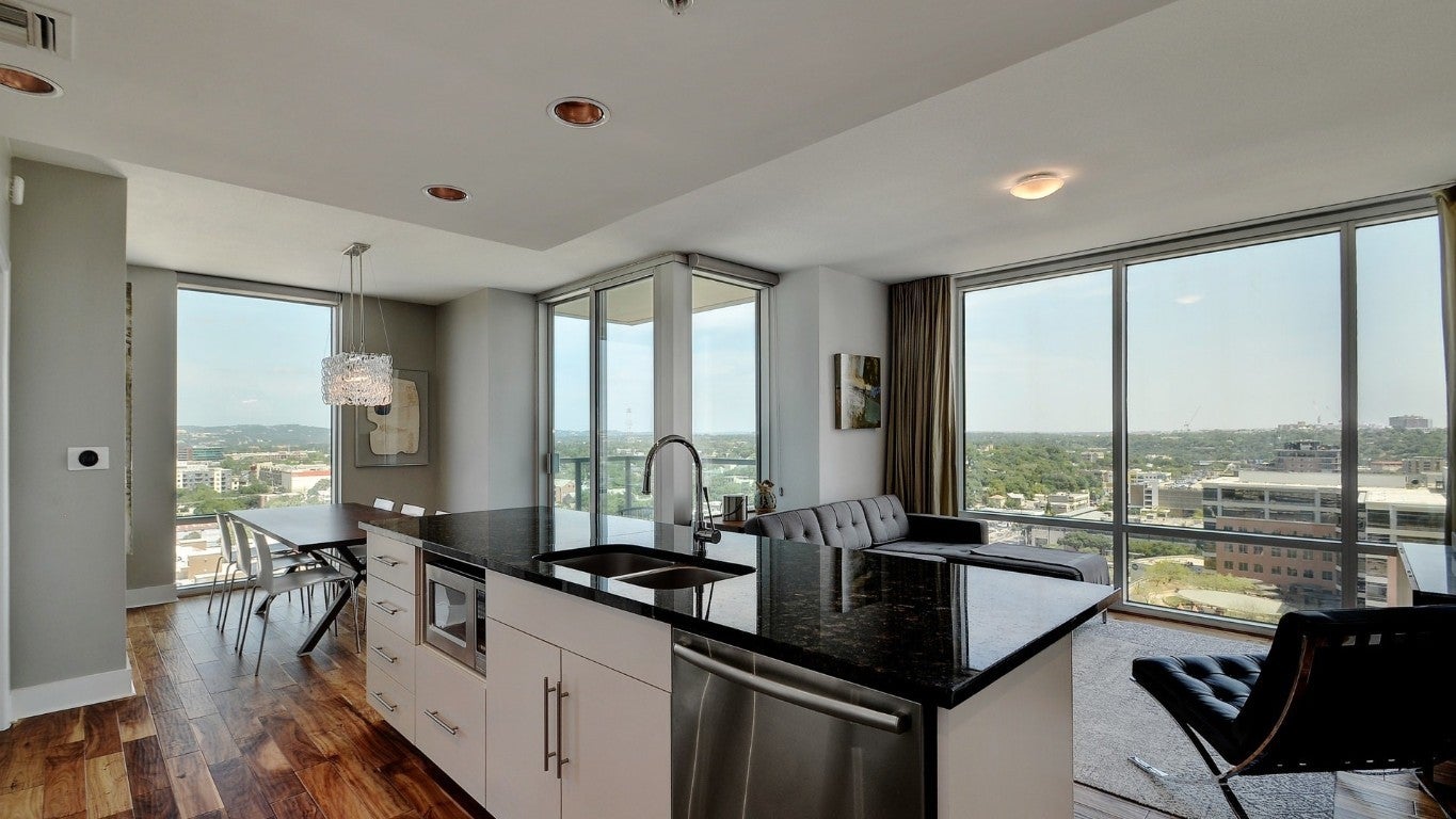 Photo of Listing #4912944