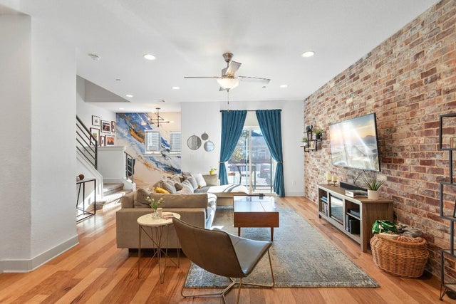 7203 Bassett Court, Austin