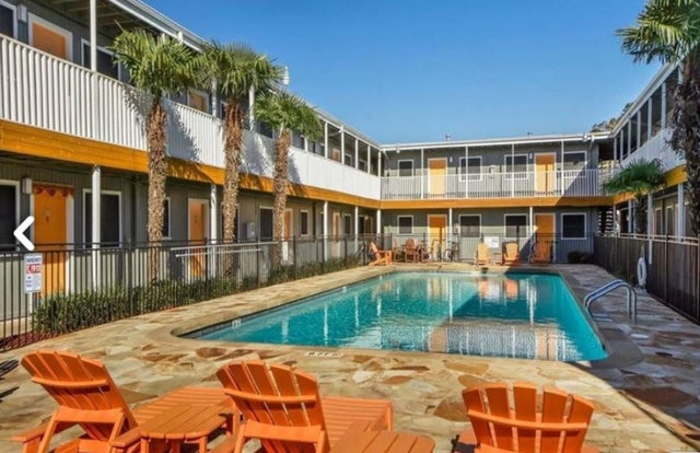 2401 Manor Road 124, Austin