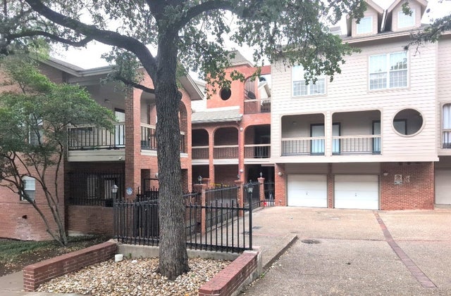 3200 Duval Street 102, Austin