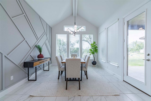 101 Woodstock Circle, Spicewood