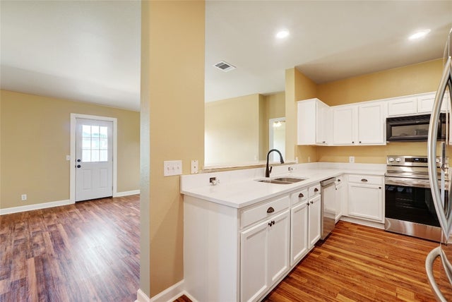 136 Holmstrom Street, Hutto