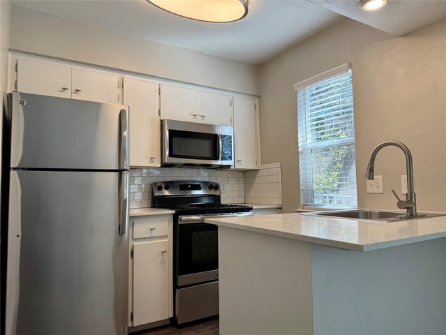 4503 Speedway 101, Austin