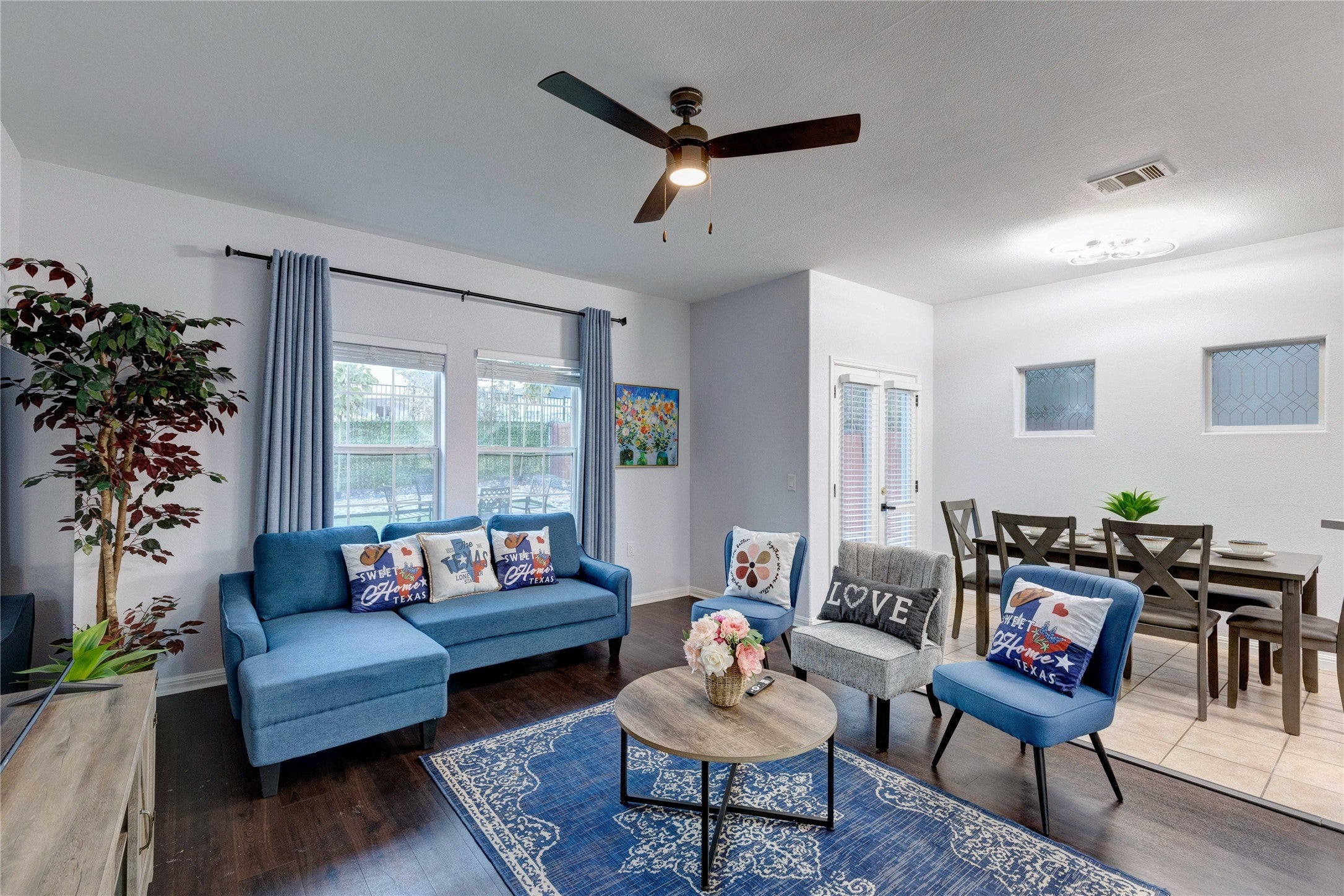 Photo of Listing #4500638