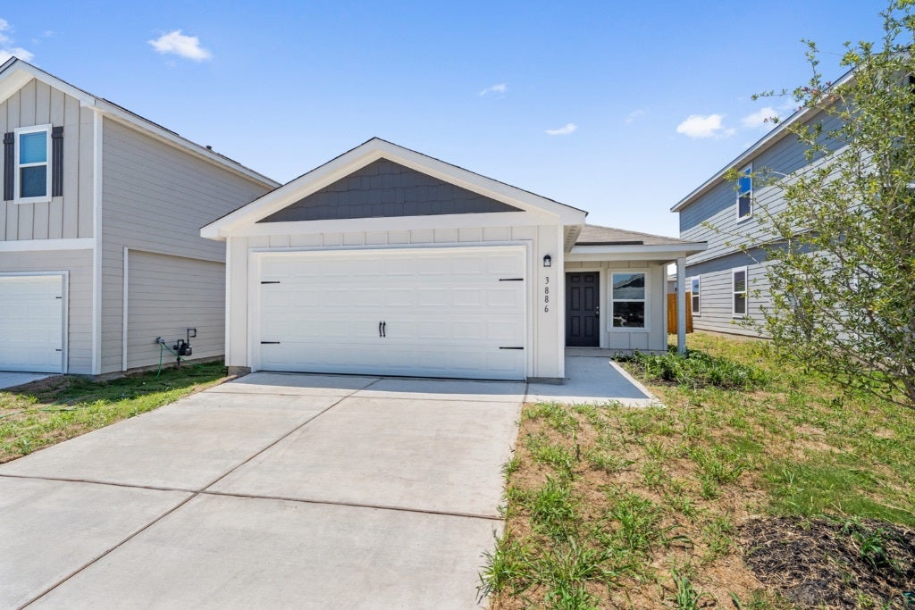 3886 Trail De Paris, New Braunfels