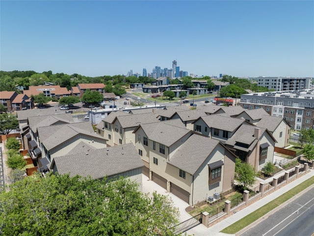 2209 Woodland Ave 302, Austin