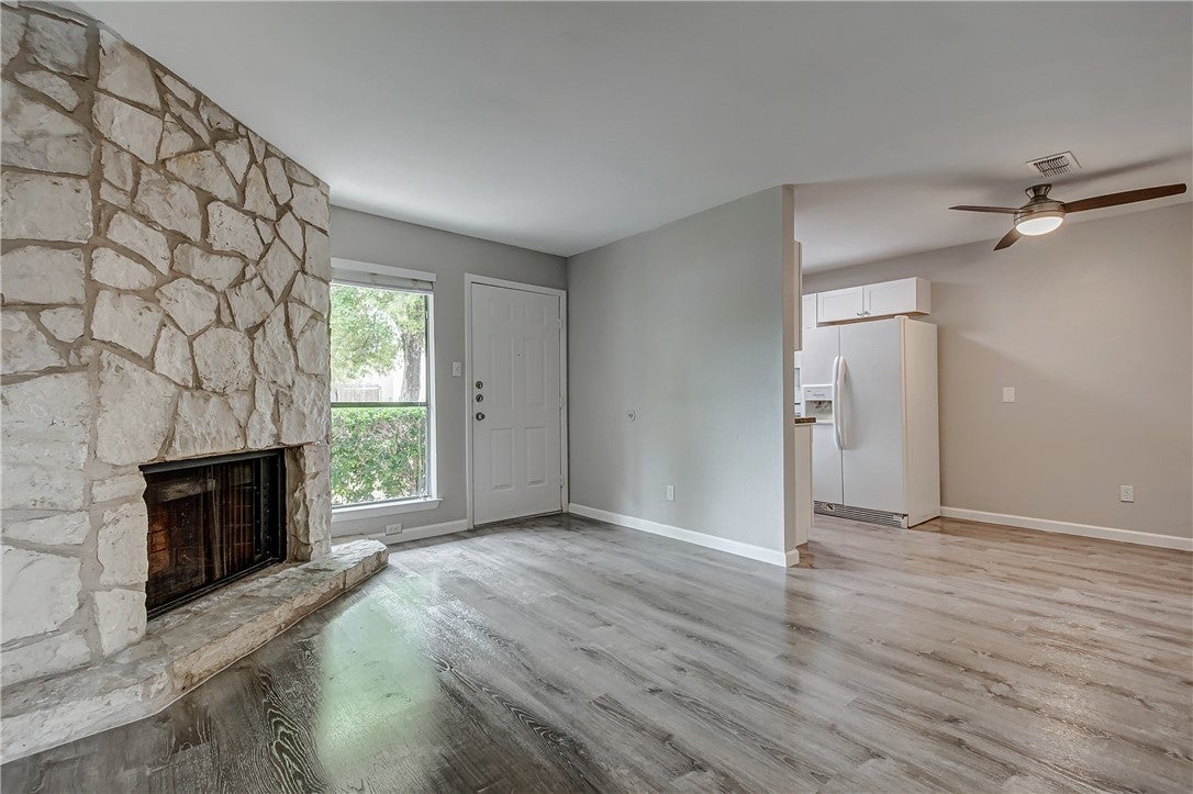 Photo of Listing #6012925