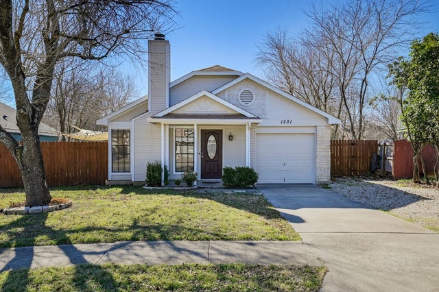 1201 E Logan Street, Round Rock