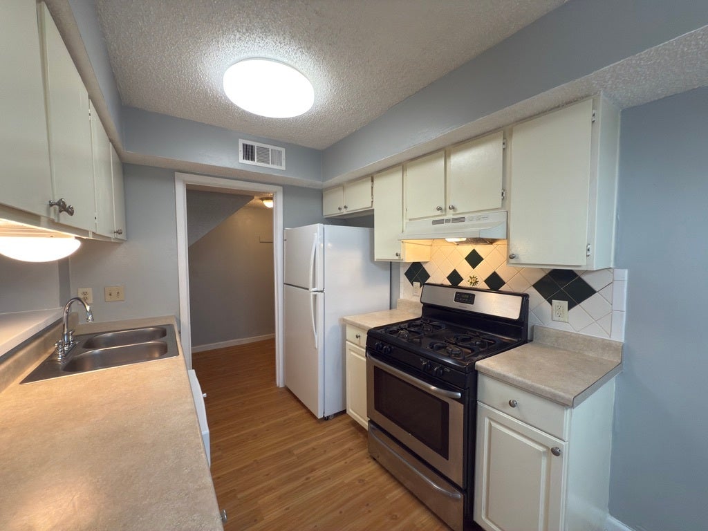 Photo of Listing #1062394