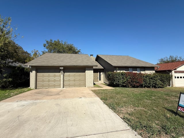 12012 Swallow Drive, Austin