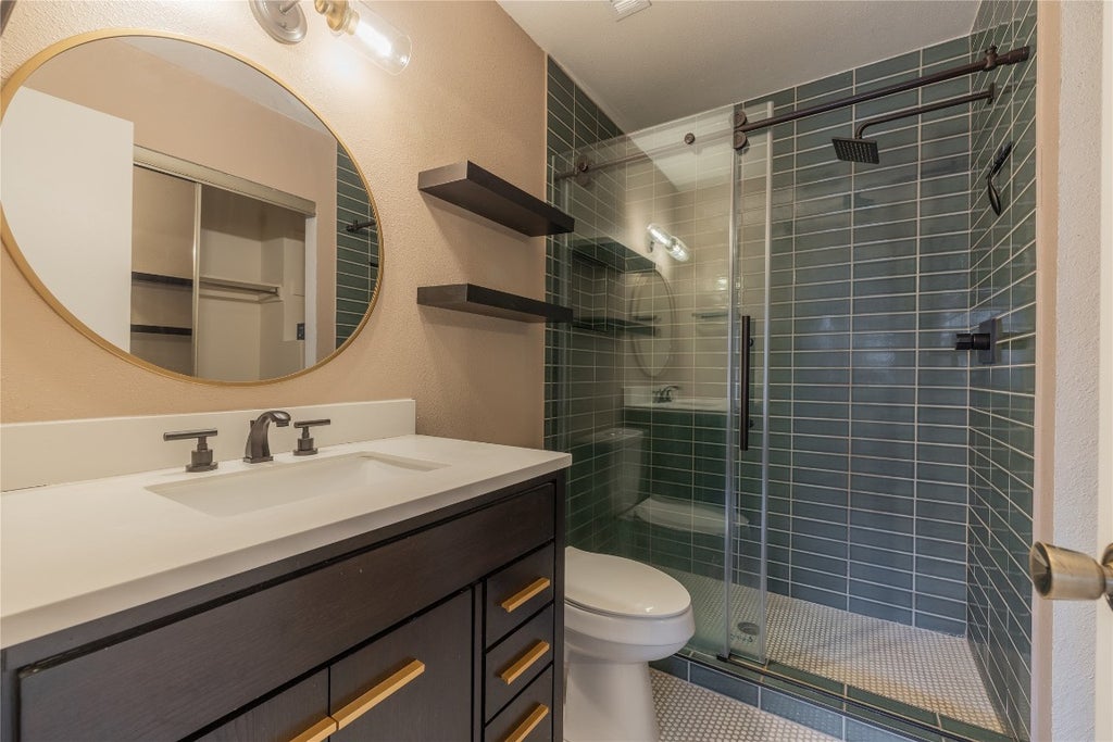 1411 Gracy Farms Lane 121, Austin