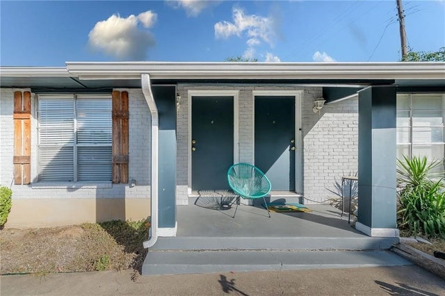 2712 Saint Edwards Circle A, Austin