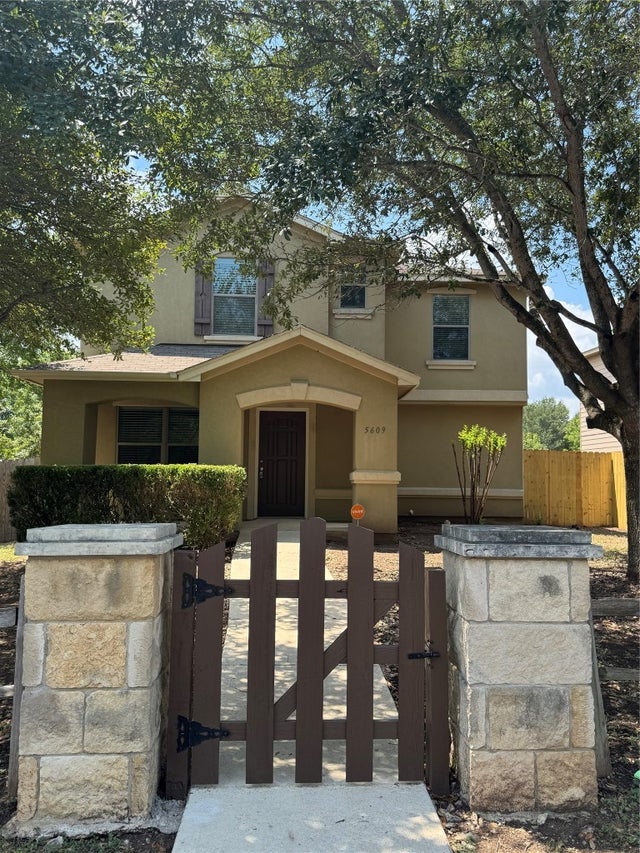 5609 Viewpoint Drive, Austin