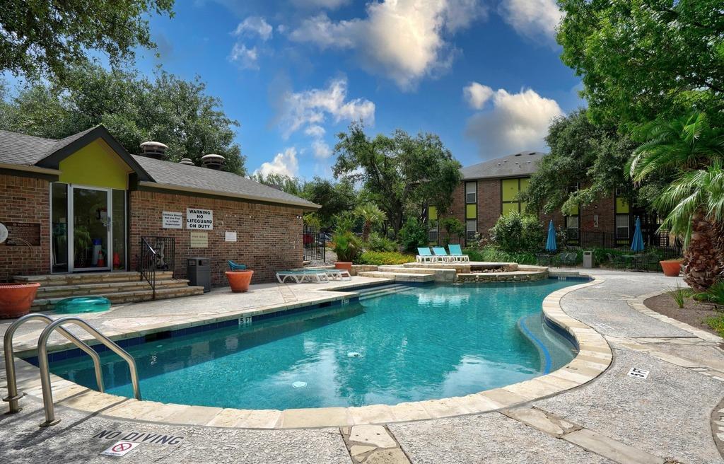 Photo of Listing #6784011