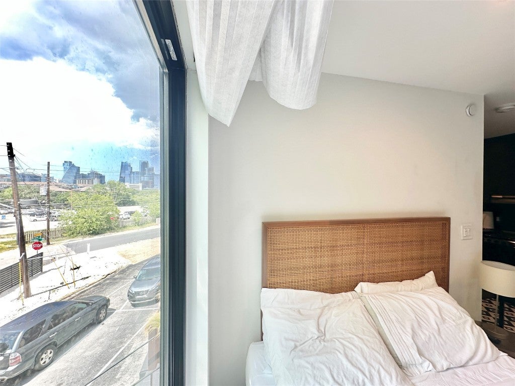 Photo of Listing #5266933