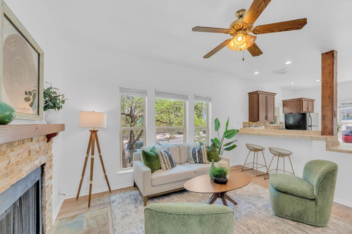 Photo of Listing #8181820