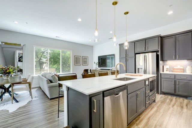 2804 S 1st Street 3103, Austin