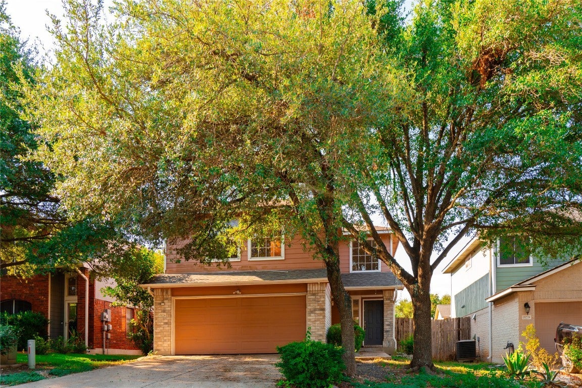 Photo of Listing #3196329