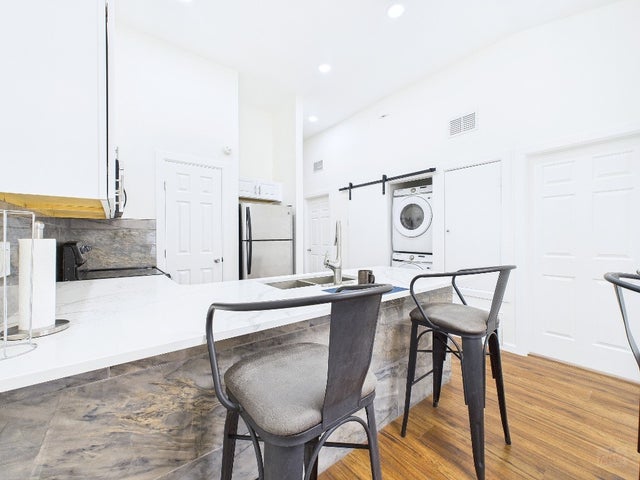 2216 San Gabriel Street 305, Austin