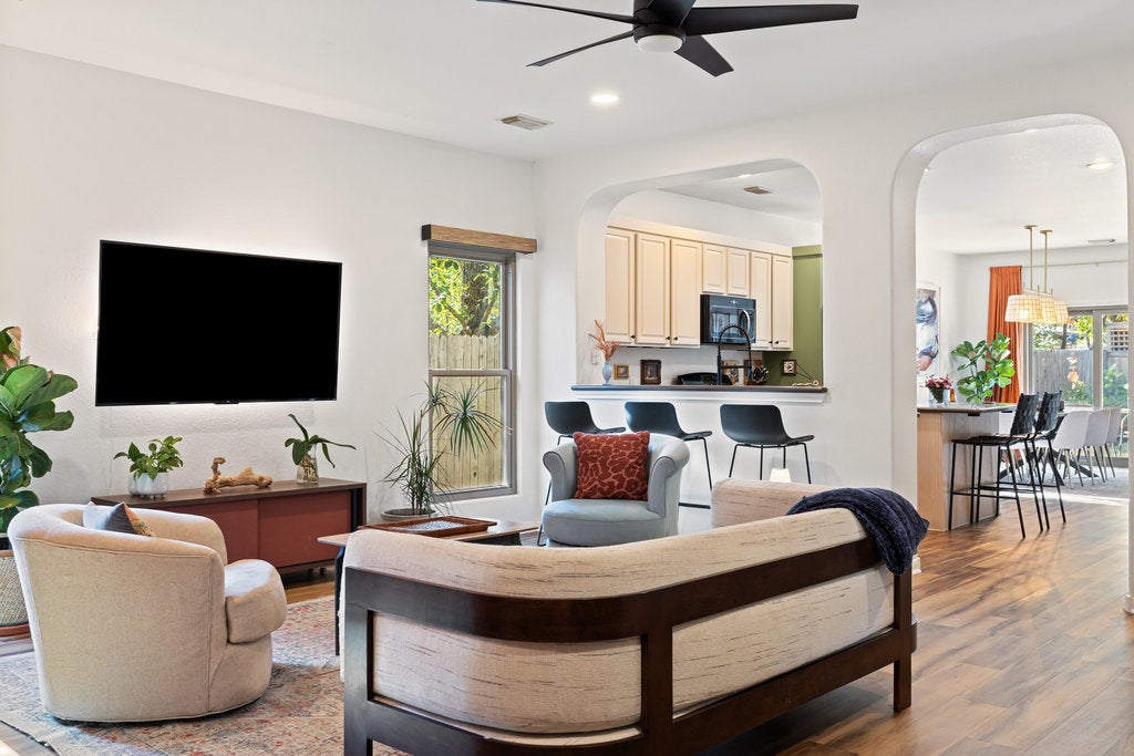 2205 Amur Drive, Austin