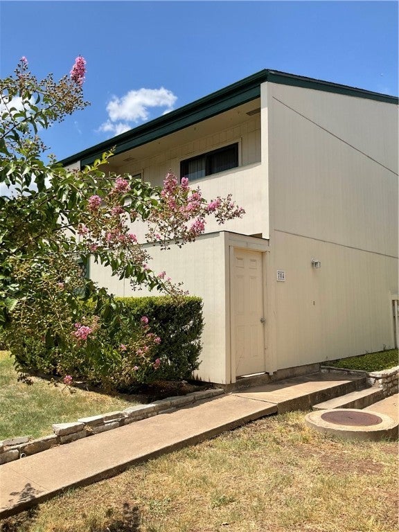 6718 Silvermine Drive 704, Austin